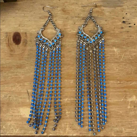 Blue dangly earnings - Picture 1 of 3